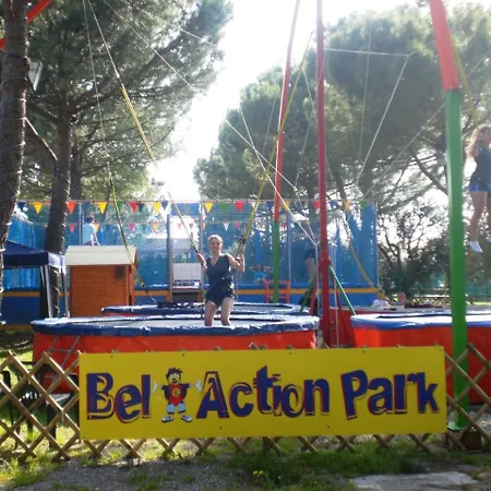 Happy Camp Mobile Homes In Bella Italia Campeggio Peschiera del Garda